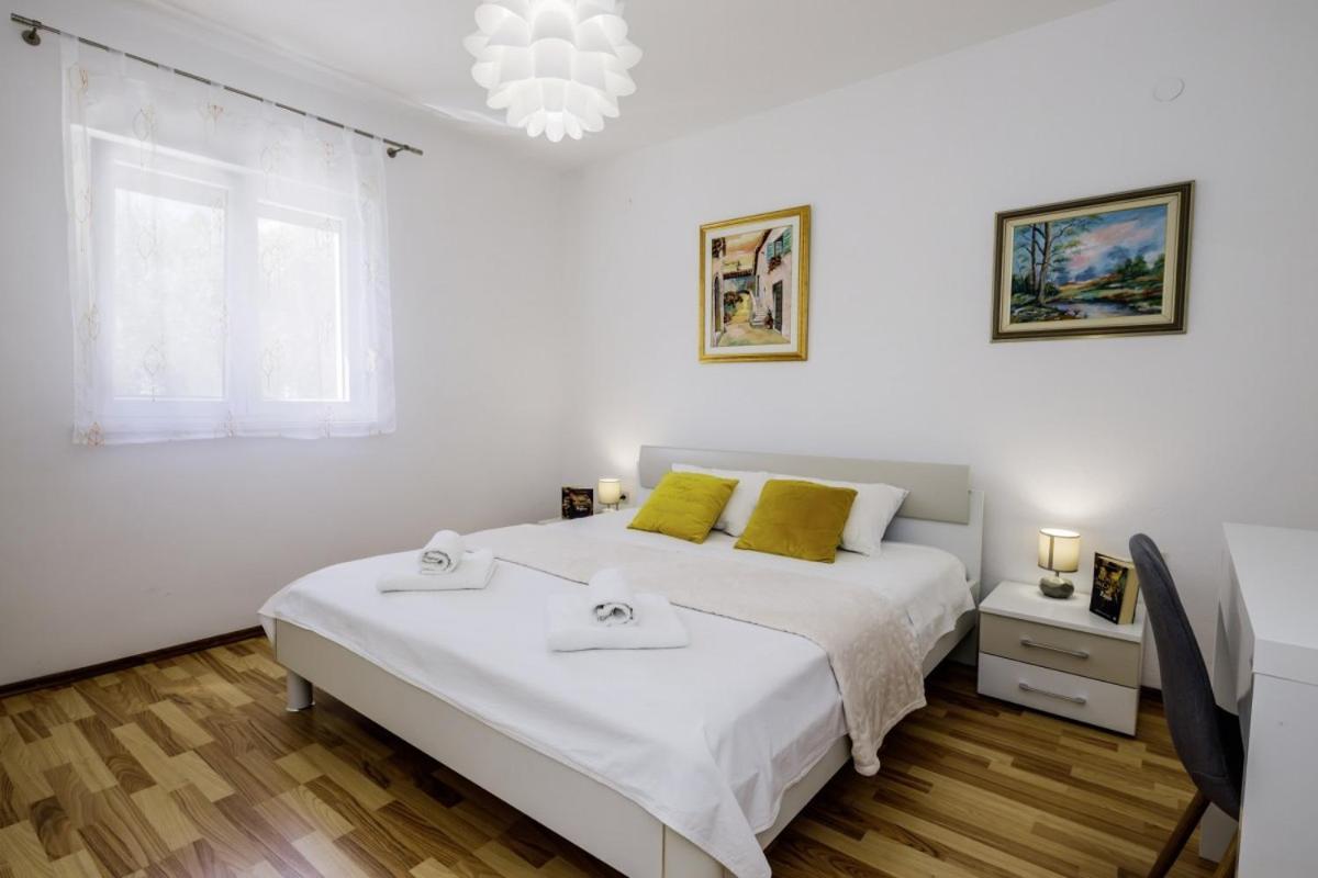 Ani In Trogir * Mittel-Dalmatien Hotel Donji Seget Kültér fotó
